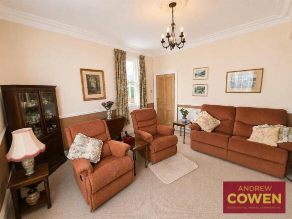3 bed House for sale Image 8