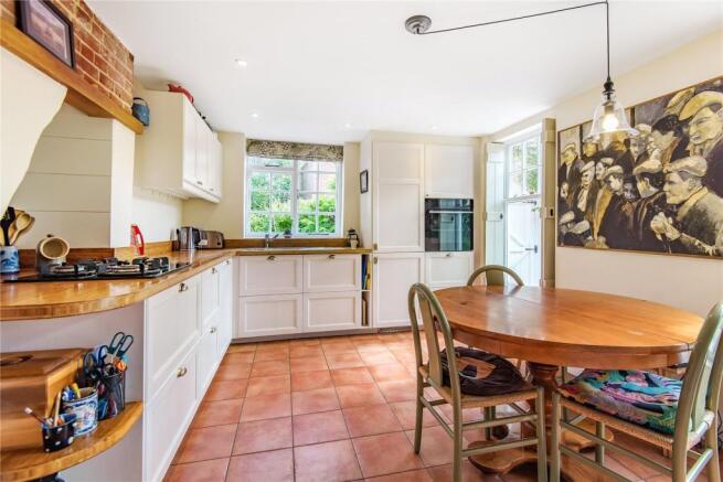 Kitchen/Breakfast Rm