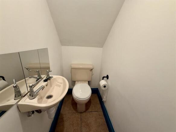 4 bed Detached to rent Image 9