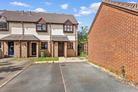 6 Yarrow Close, Worcester. WR5 3SS