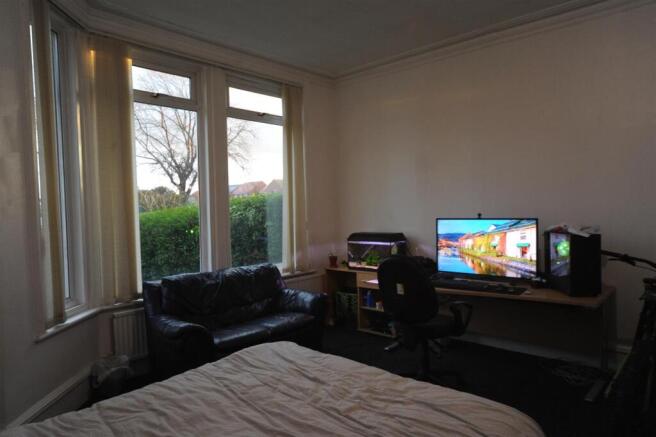 8 bed Not Specified to rent Image 8