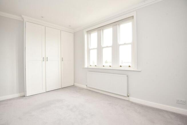 2 bed Flat for sale Image 10