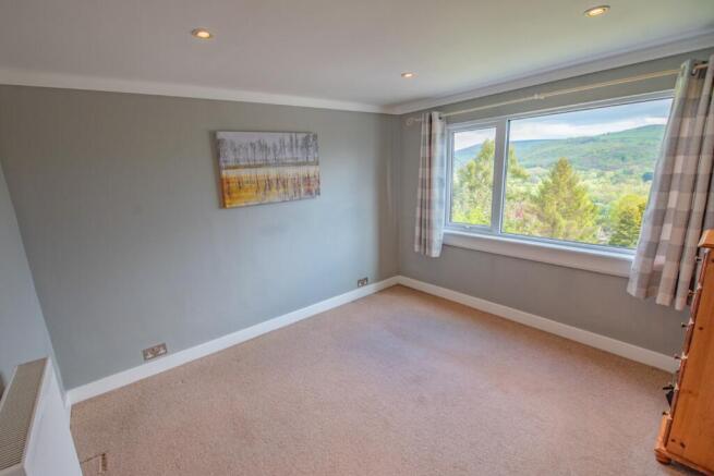 3 bed Detached for sale Image 7