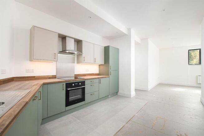 PLOT 3 - Kitchen_3.jpg