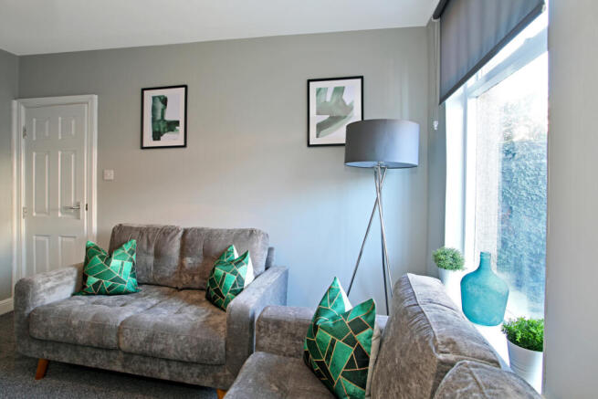4 bed Terraced to rent Image 7