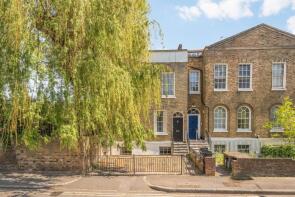 320, Queensbridge Road, Hackney, London E8 3BU