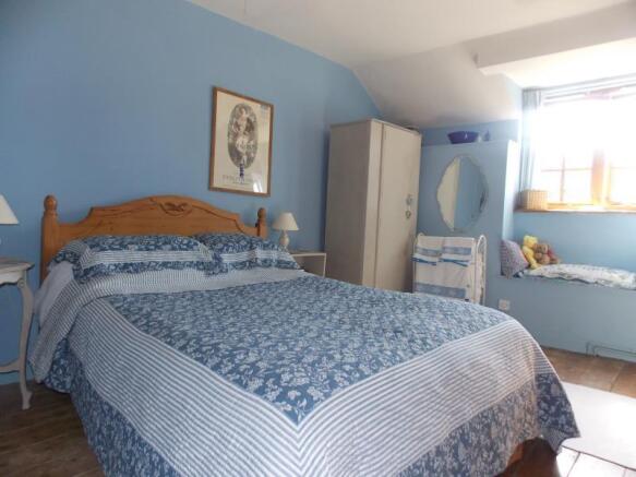 FOR SALE PL15 8NS