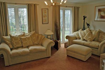 Lounge [2]