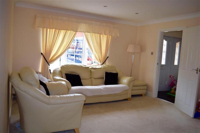 Lounge 2
