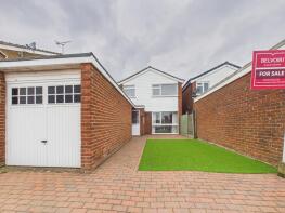 16, Condor Close, Leicester LE9 6RR