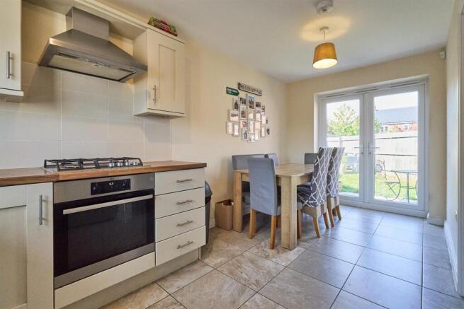 Fitted Dining Kitchen