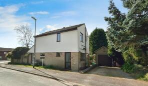 58, Blenheim Way, Yaxley PE7 3WF