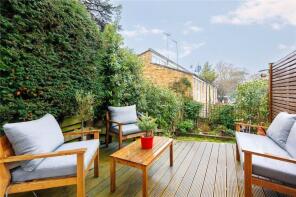 10, North Lodge Close, London SW15 6QZ