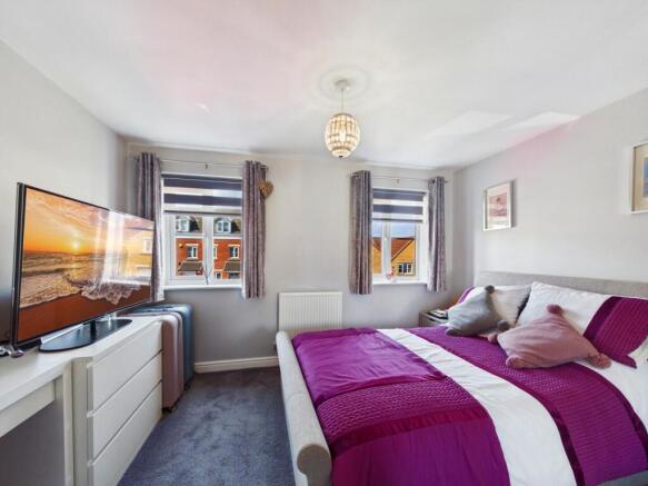 3 bed Town House for sale Image 6