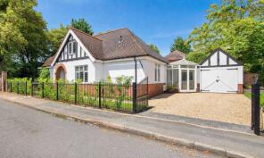 1, The Oval, Bessacarr, Doncaster DN4 5LJ