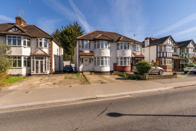 Longland Drive, N20