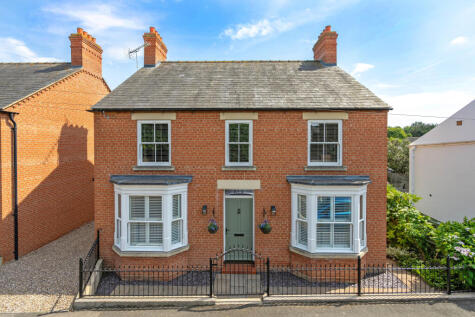 Love Lane, Spalding