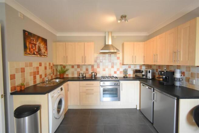 Lounge/Kitchen