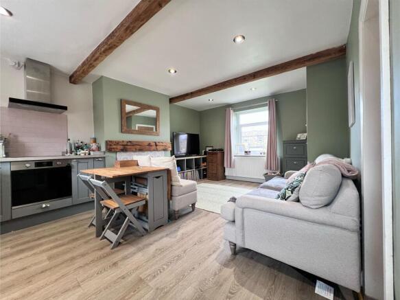 2 bed Cottage for sale Image 7