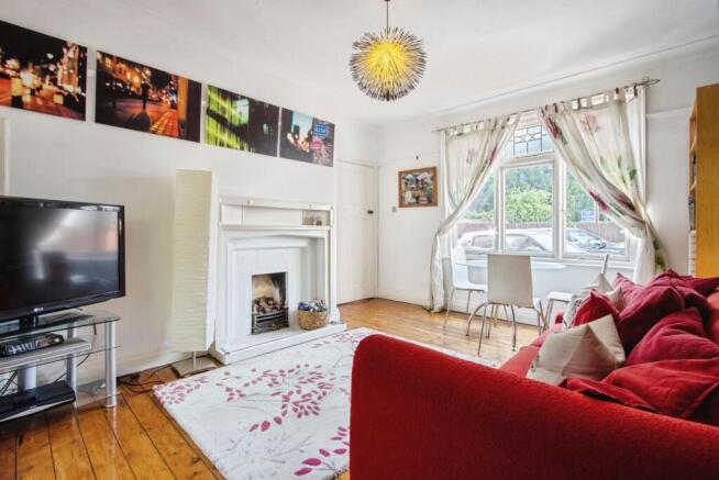 4 bed Detached for sale Image 9