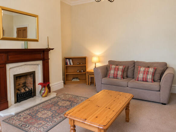 Cosy Living Room ...