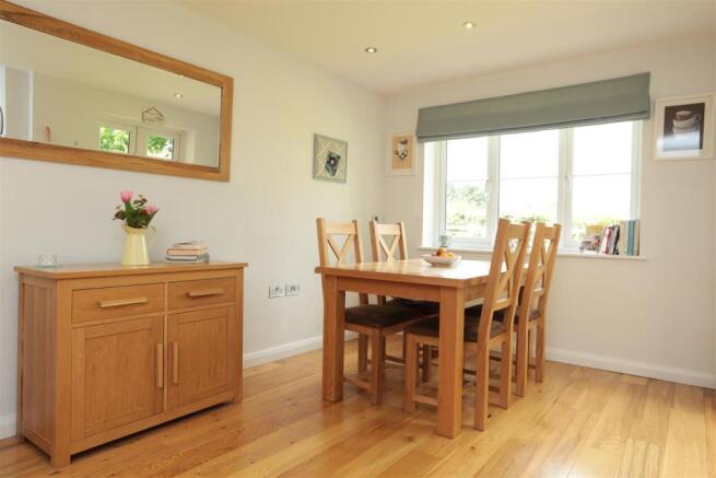 1 Glen Avon Court 24