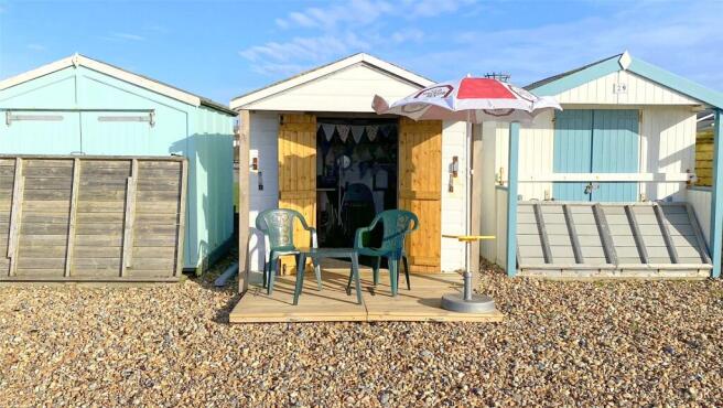 Studio house on Beach Green, Brighton Road, Lancing, West Sussex, BN15, £30,000