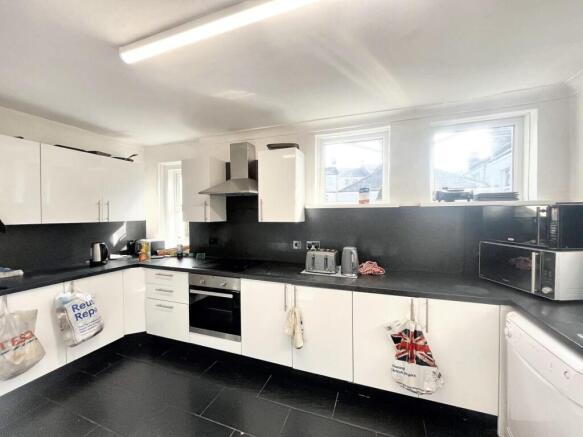 image00004 (6) - Copy.jpeg