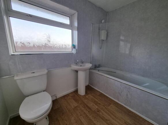 3 bed Terraced to rent Image 9