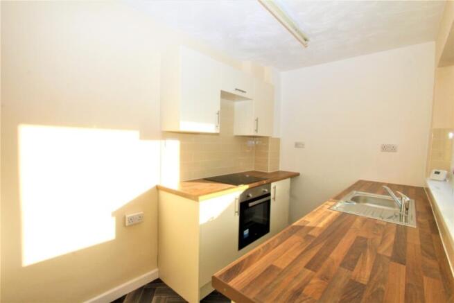 71692_QBE190004_L_IMG_01_0000