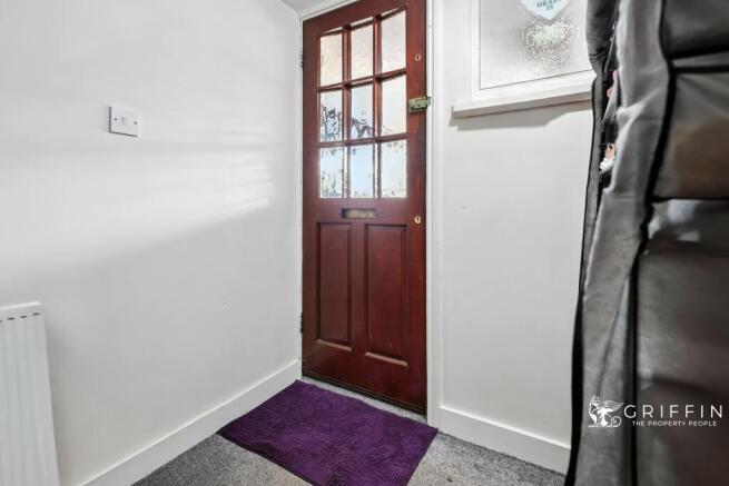 Aluric Close, Grays, RM16 photo 4