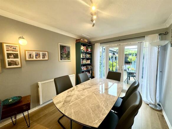 DINING ROOM AREA