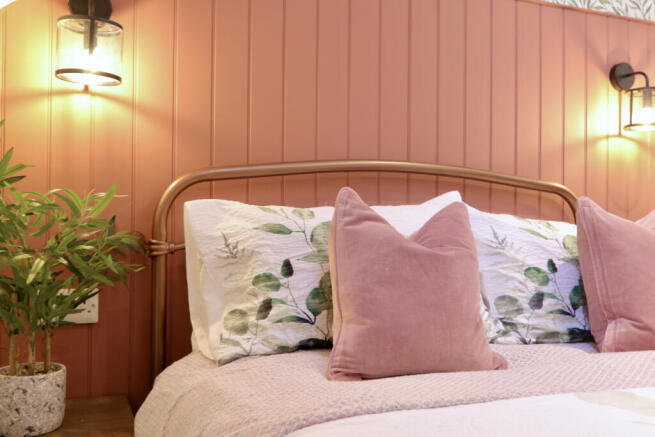 5 bed Terraced to rent Image 6
