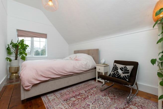 4 Paddock CLose (1 of 26).jpg
