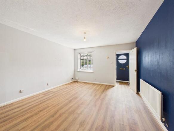 CAM05193G0-PR0156-STILL004.jpg