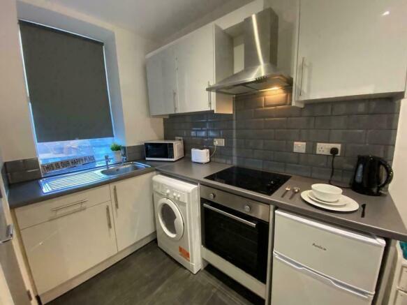 1 bed Apartment to rent Image 4