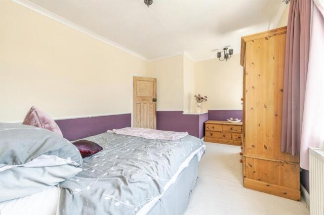 2 bed Semi-Detached for sale Image 8