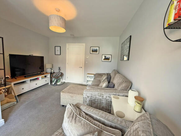 2 bed Terraced for sale Image 5