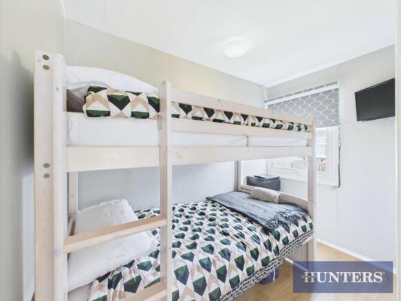 2 bed Chalet for sale Image 7
