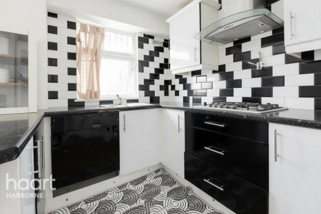Rothesay Croft, Bartley Green photo 4