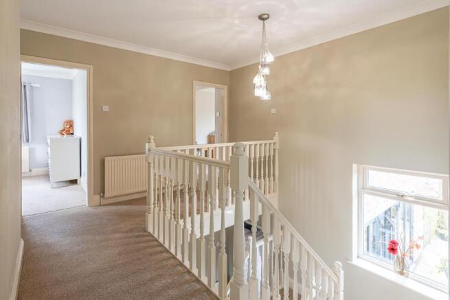 FIRST FLOOR LANDING