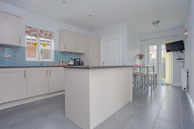 Kitchen/Breakfast Room