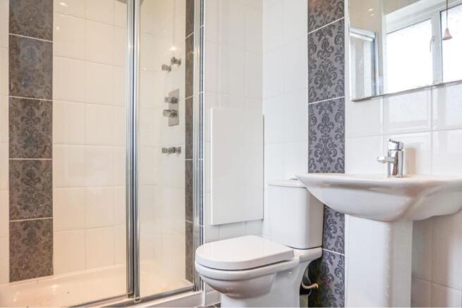Master En-suite