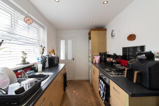 3 bed Terraced for sale Image 5
