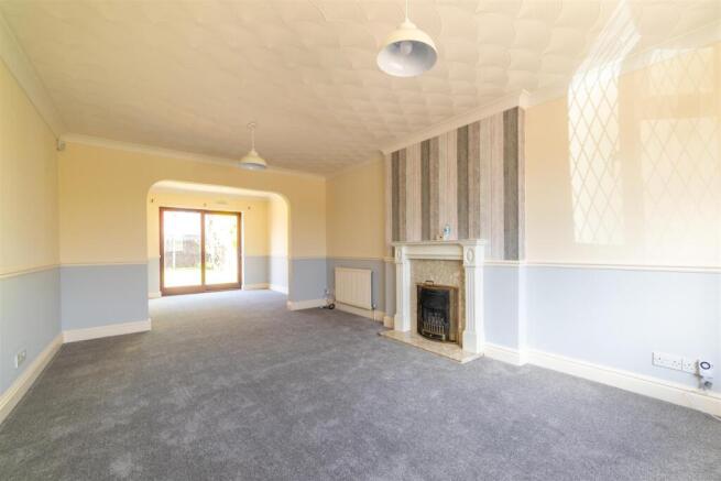 32 Norton Lounge (1 of 3).jpg