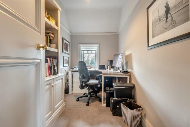 8626199-interior21.jpg