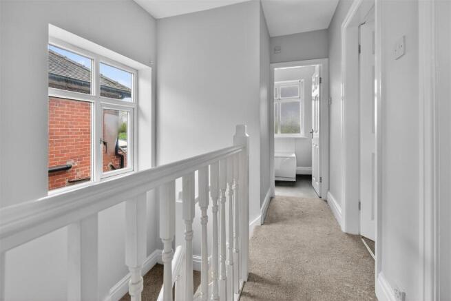 3 bed Semi-Detached for sale Image 11