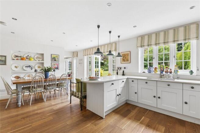 Kitchen/Dining Area