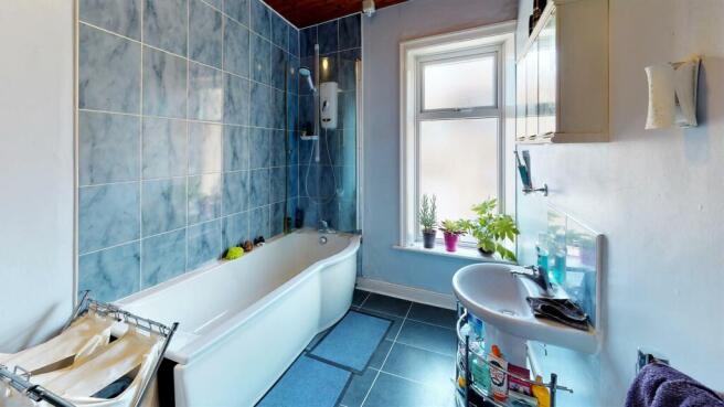 Rowland-St-Bathroom.jpg