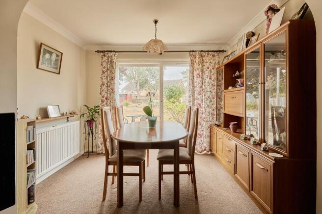 Sitting/Dining Room